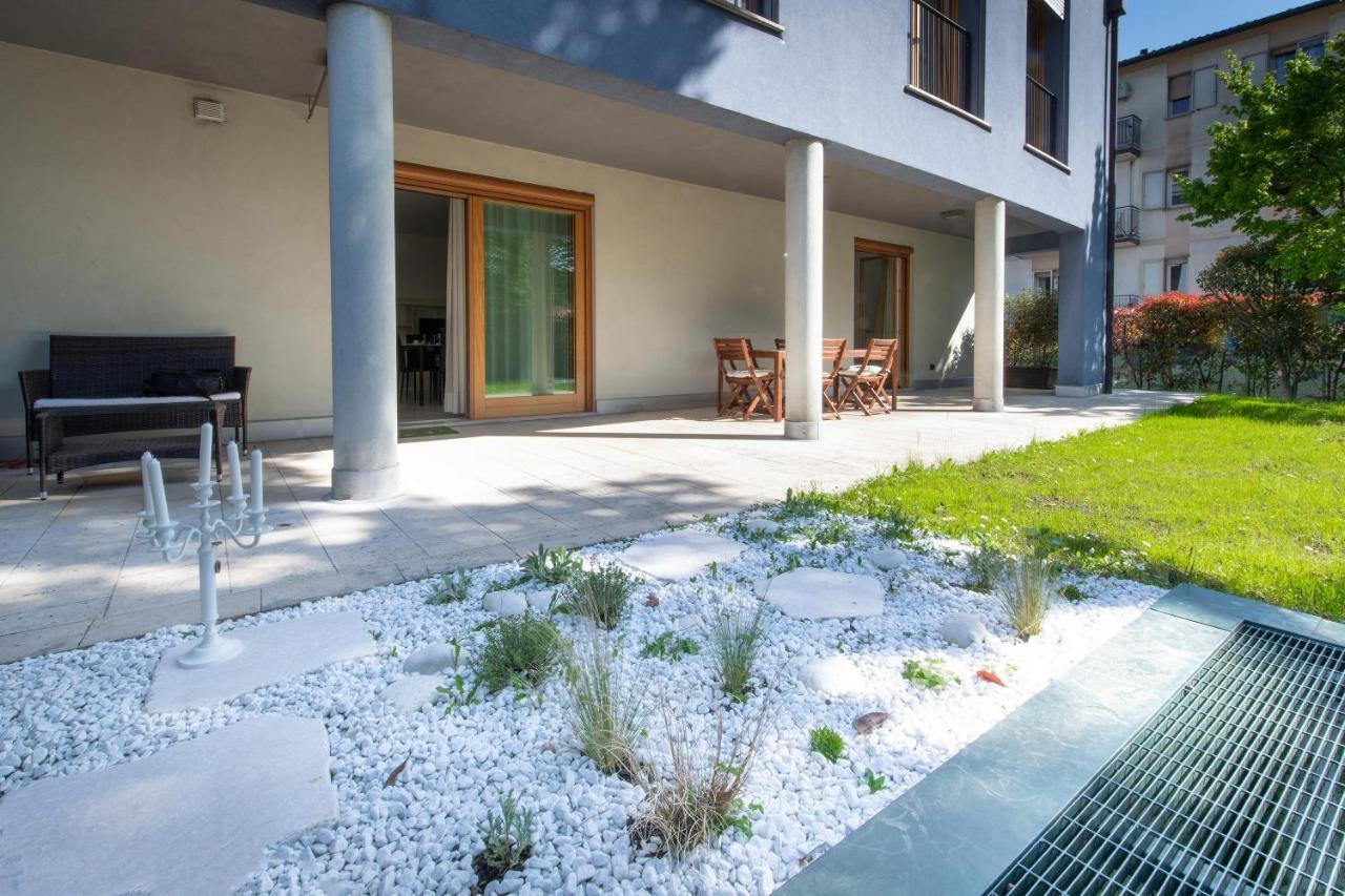 Maison Grace, Appartamento Con Ampio Portico เตรวิโซ ภายนอก รูปภาพ