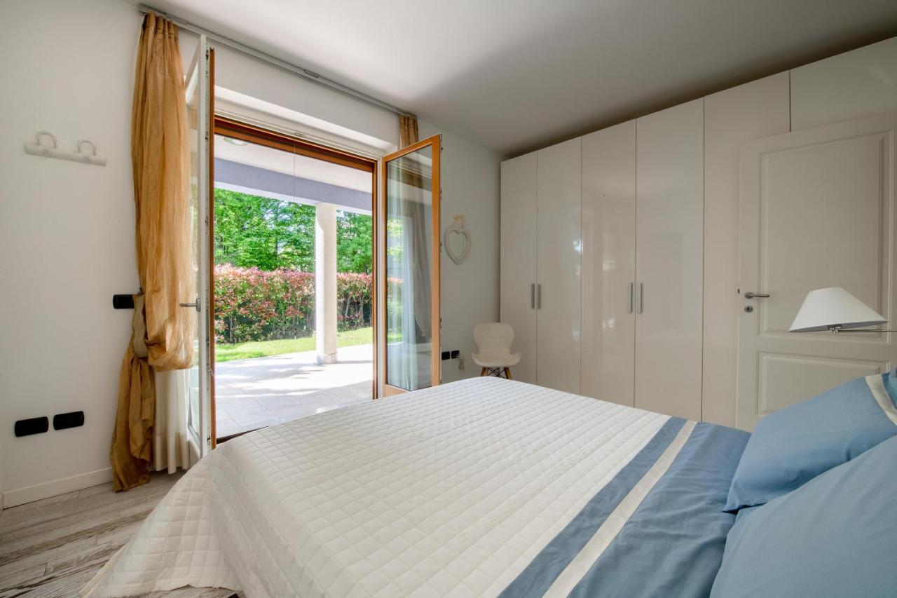 Maison Grace, Appartamento Con Ampio Portico เตรวิโซ ภายนอก รูปภาพ